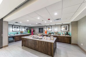 Restaurant - Hampton Inn & Suites Pryor (Pryor)