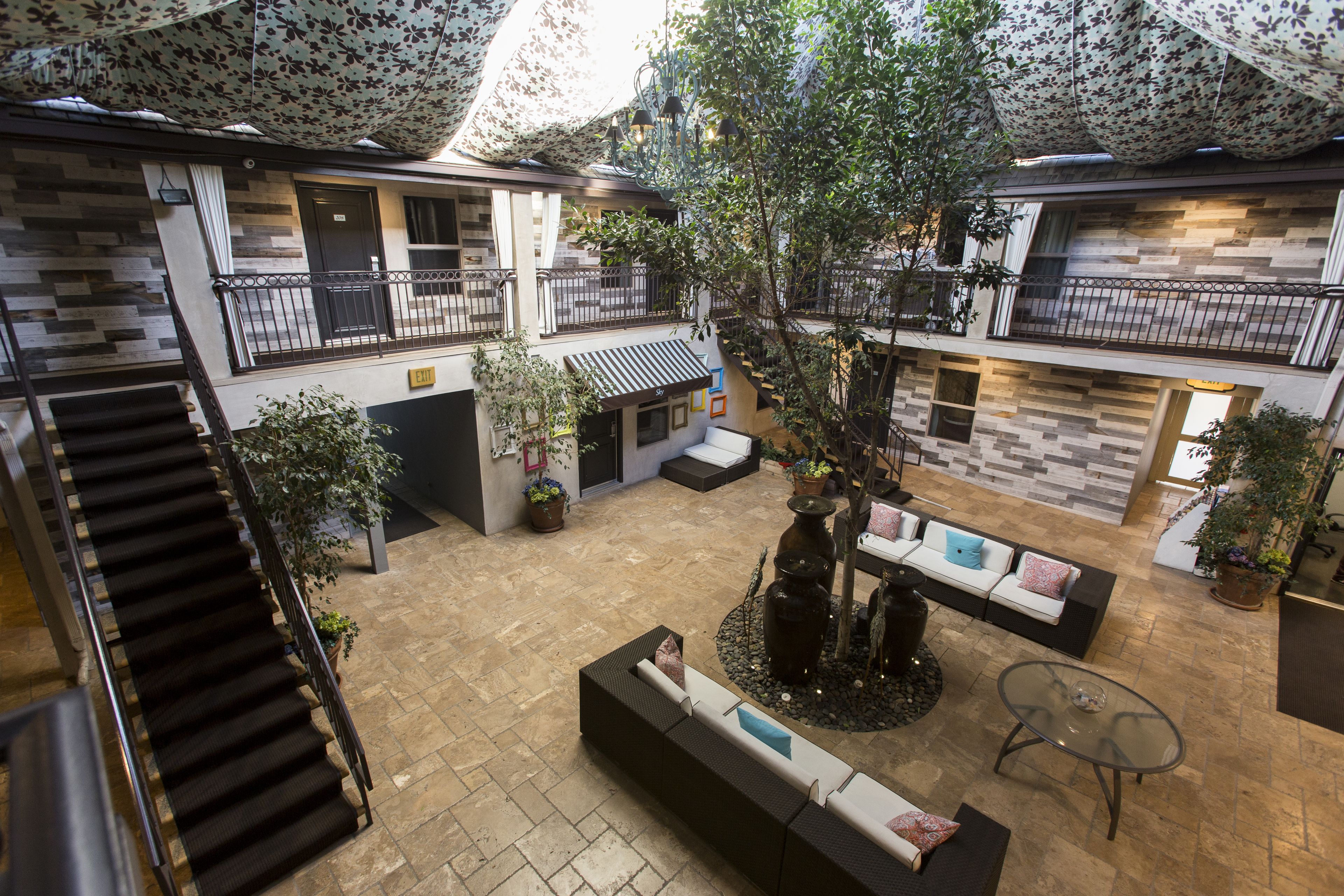 Photo - L.A. Sky Boutique Hotel