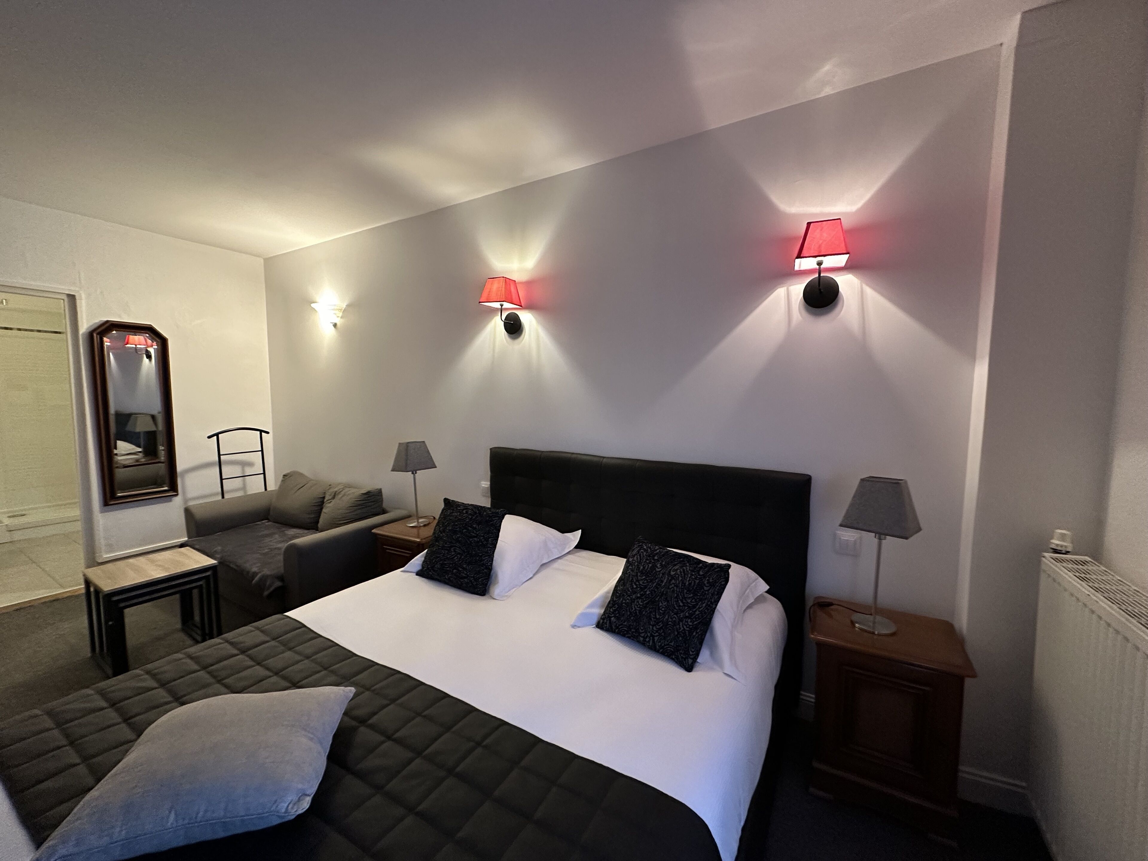 superior double room | premium bedding, minibar, in-room safe, desk