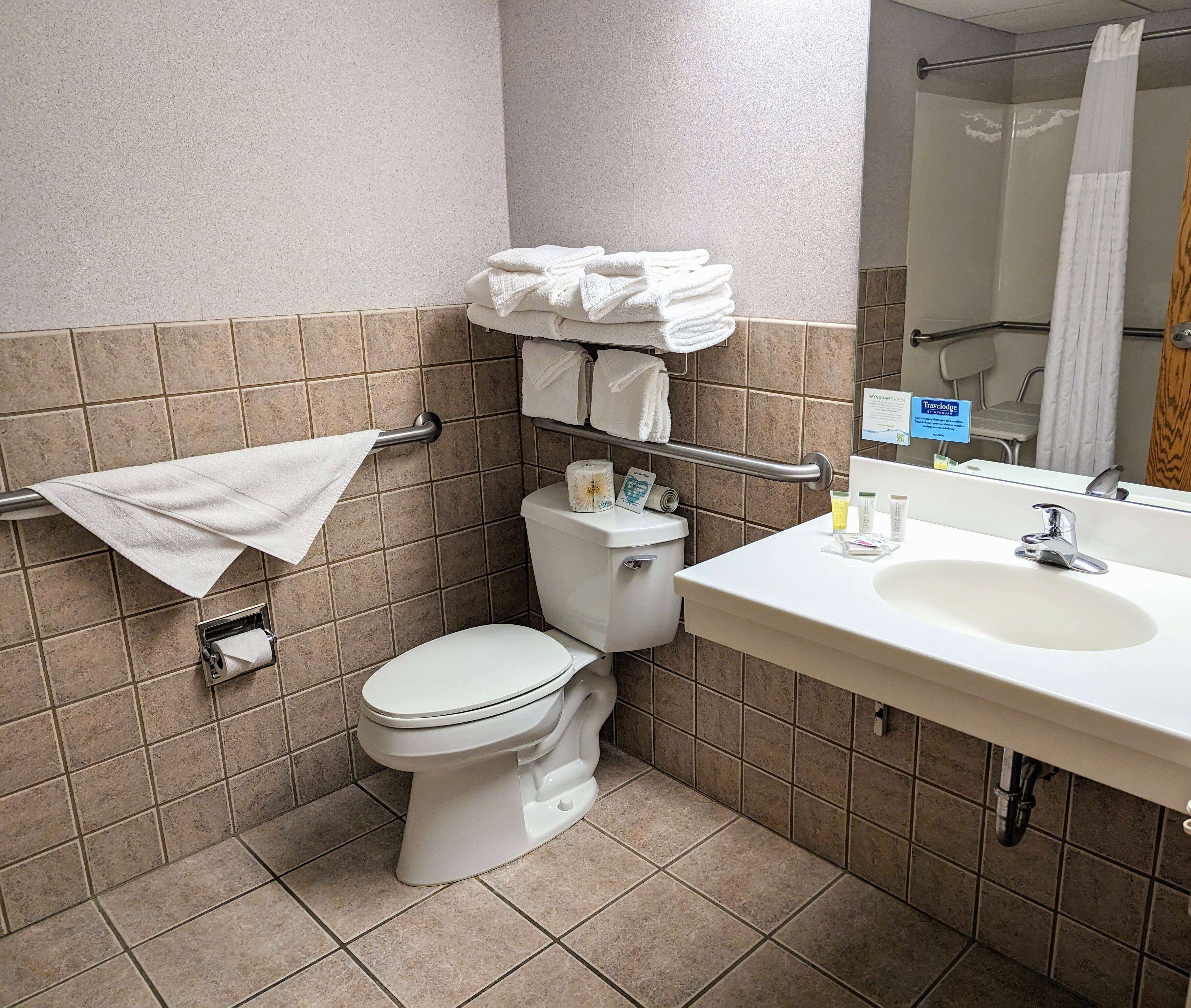 room, 1 queen bed, accessible, non smoking (non pet-friendly) | desk, blackout curtains, iron/ironing board, free cots/infant beds