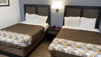Desk, soundproofing, free WiFi, wheelchair access