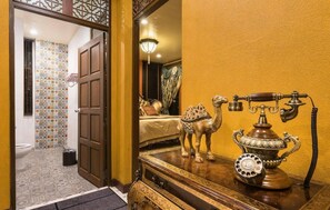 3-Bedroom Villa | Badezimmer | Badewanne und Dusche (separat), Komfortbadewanne