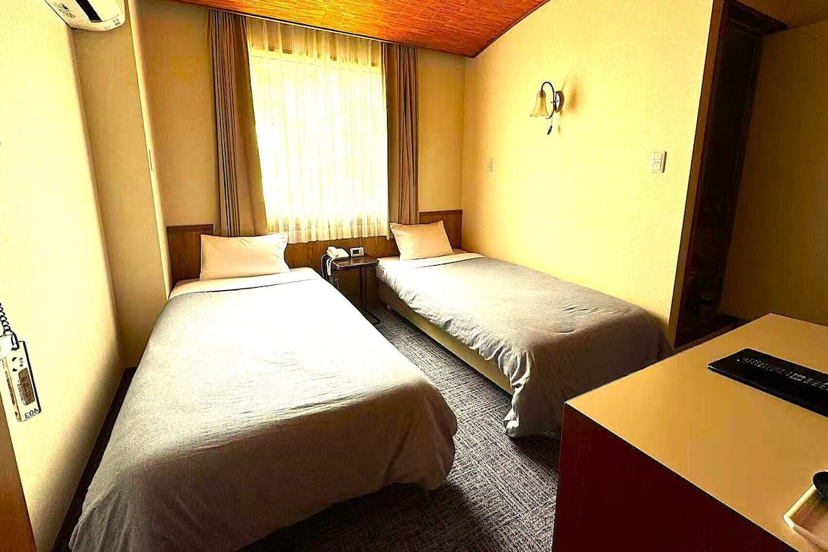 In-room safe, desk, laptop workspace, blackout drapes
