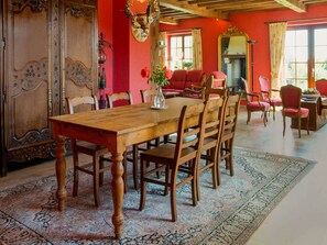 Dining - Villa in Biטvre with garden (Bièvre)