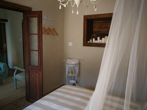 3 bedrooms, Internet