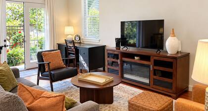 Northwest Nob Hill! Free Parking! Walk to it all! 97 walk score 930 sqft roomy1