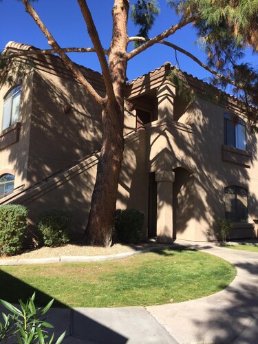 Best Scottsdale Location - Great Amenities