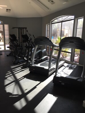 Centre dâentraĂźnement physique