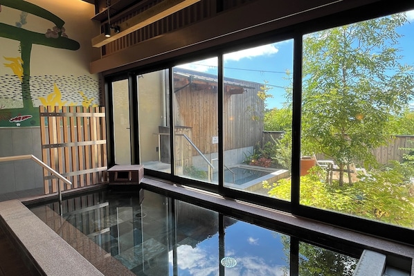 Hot springs - Shiki no Sato Yuraku (Shirahama)