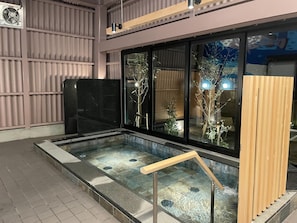 Hot springs - Shiki no Sato Yuraku (Shirahama)