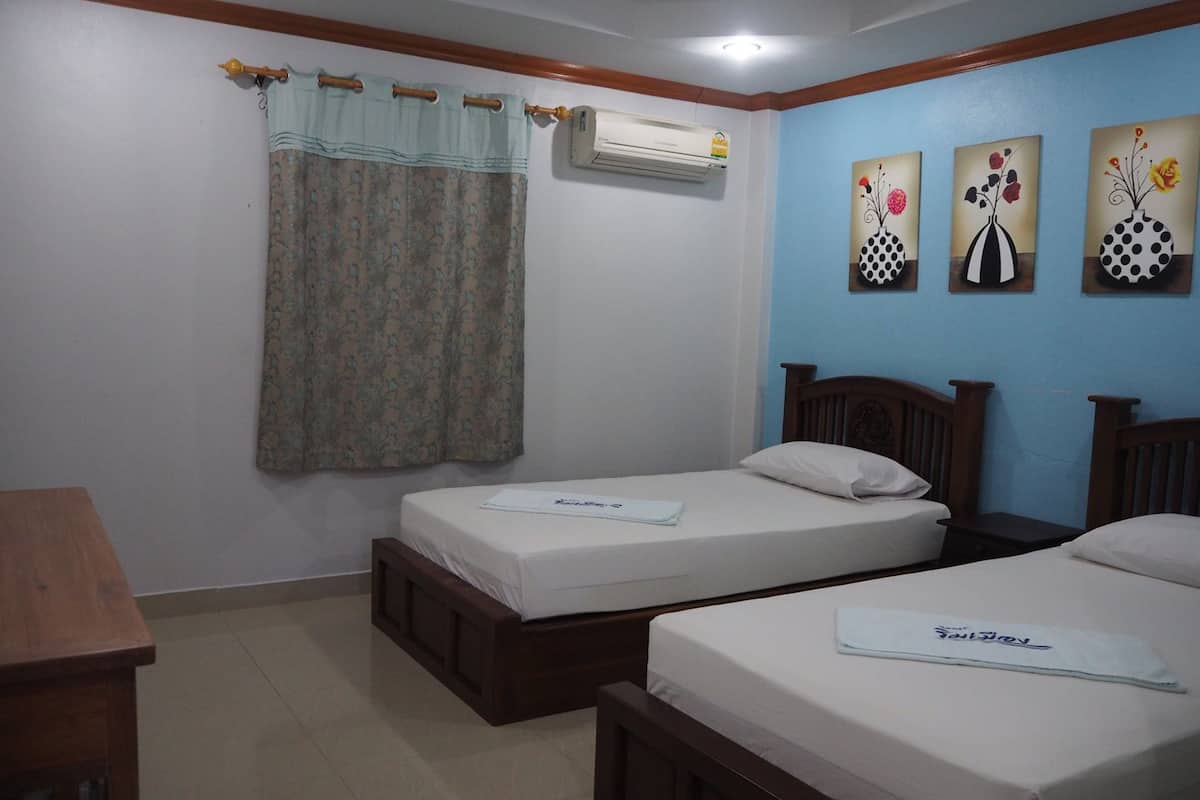 Standard Twin Room | Free WiFi
