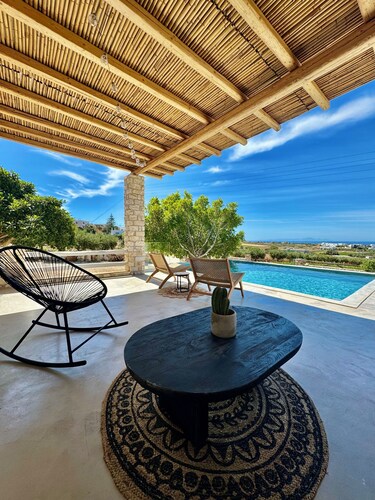 Villa Giorgianna - near Aliki beach with pool