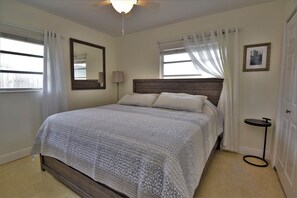 3 bedrooms, iron/ironing board, WiFi, bed sheets