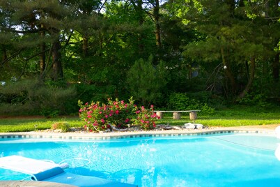 Modern St Michaels estate -Pier, Pool, Gas fire pit, Bikes, Kayaks