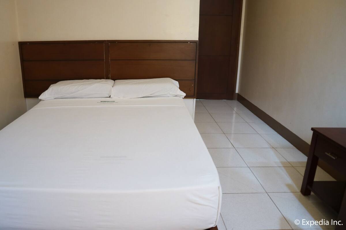Kamar (Matrimonial) | Wi-Fi gratis dan seprai linen
