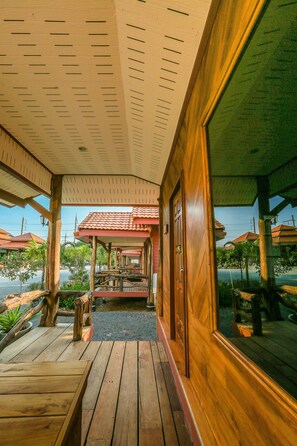 Terrace/patio - Palmsuay Resort (Khao Saming)