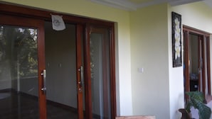 Terrace/patio - Doni House & Villa (Ubud)
