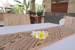 Café da manhã continental grátis todos os dias