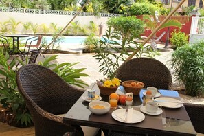 Gratis kontinental frukost varje dag