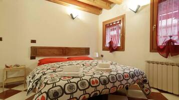 Apartamento, 1 habitación | 1 dormitorio, tabla de planchar con plancha, wifi gratis