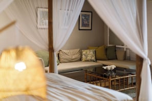 Superior King Room | In-room safe, free WiFi, bed sheets - Bloomfield Umalas (Kerobokan)