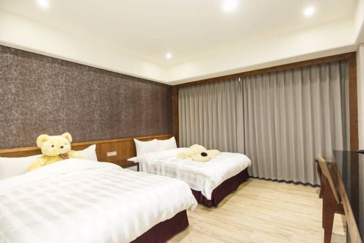 In-room safe, desk, laptop workspace, blackout curtains