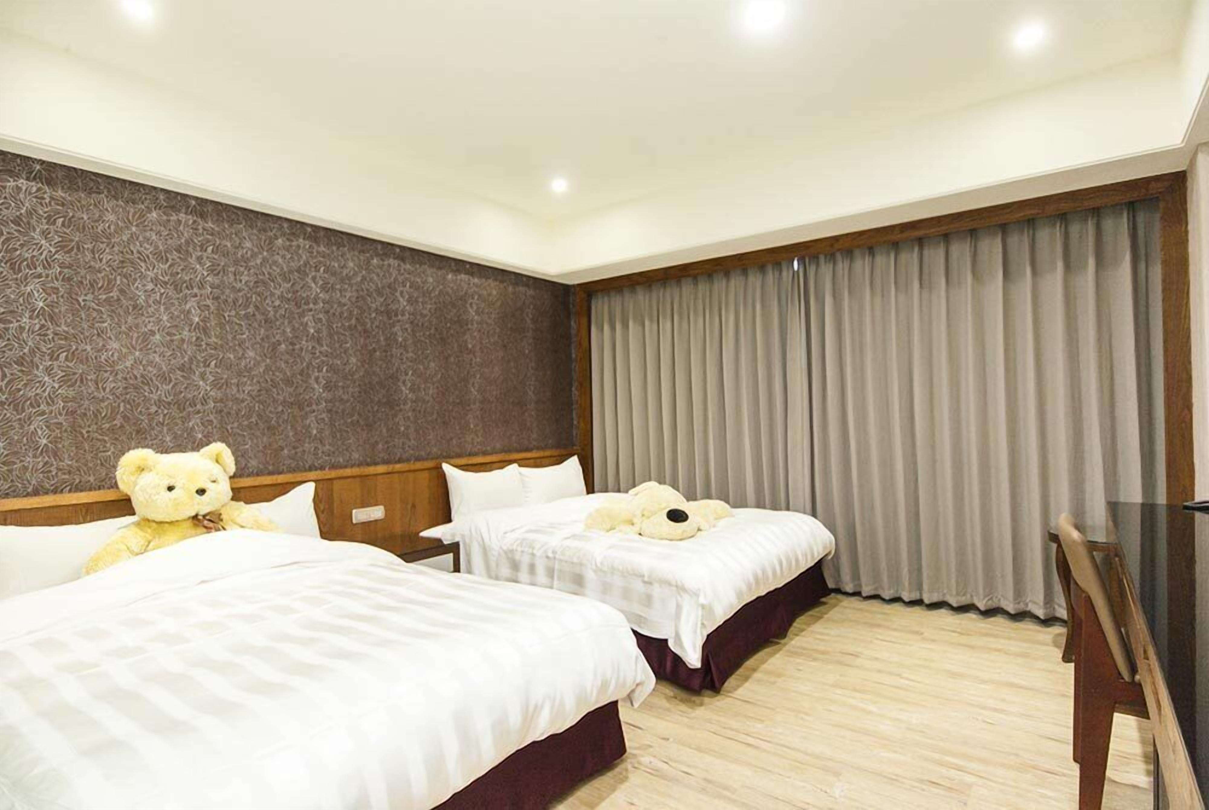 family quadruple room | 1 bedroom, in-room safe, desk, laptop workspace