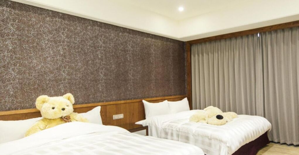 family quadruple room | 1 bedroom, in-room safe, desk, laptop workspace