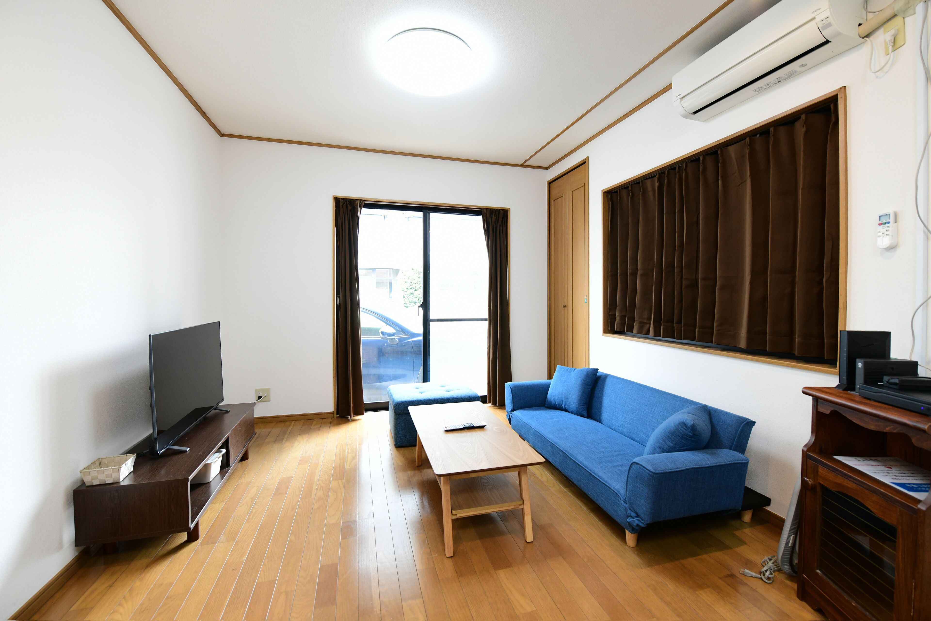 Family House | Living area | Flat-screen TV