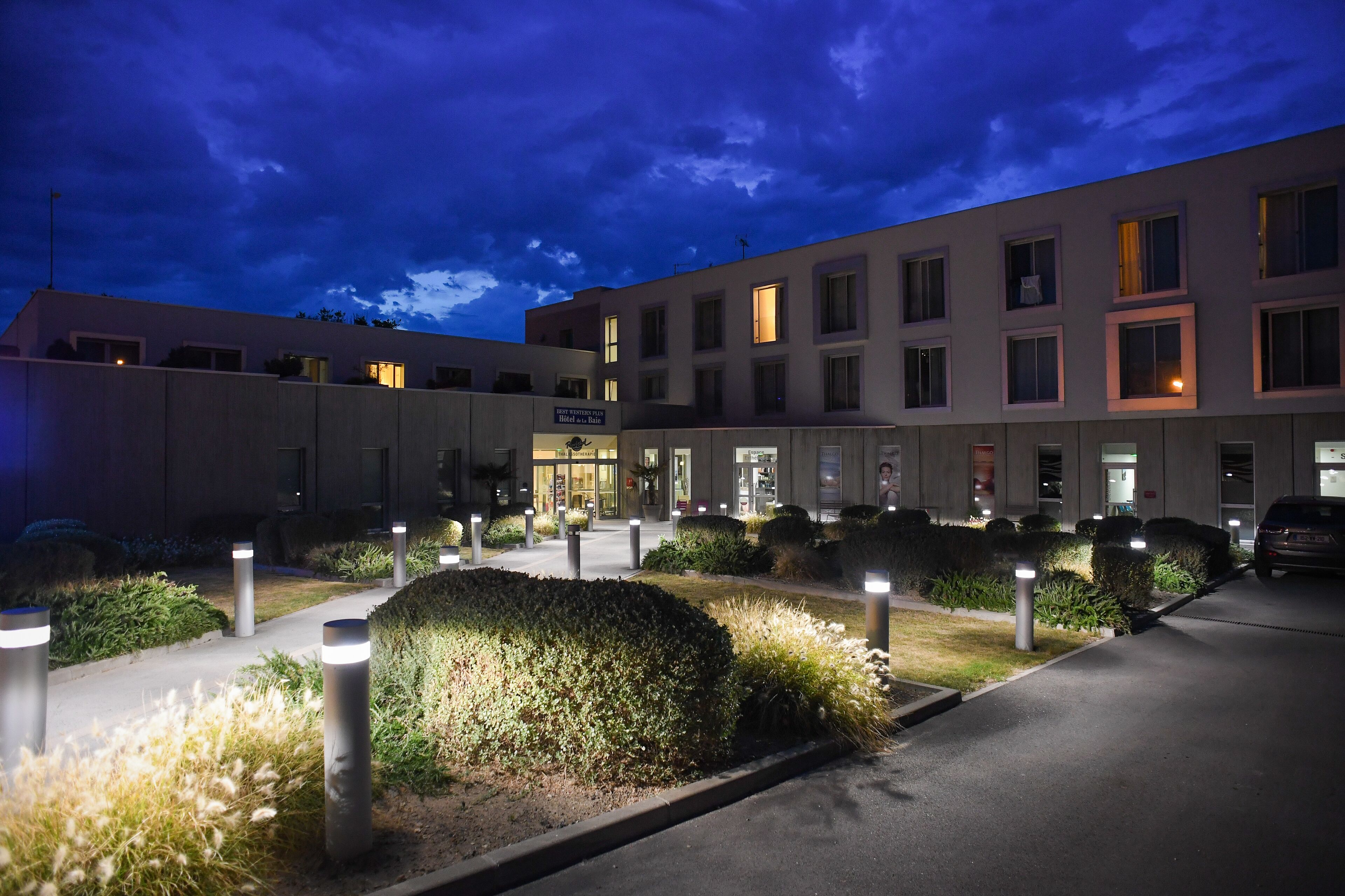 Front of property - evening/night