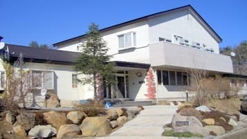 숙박 시설 정면