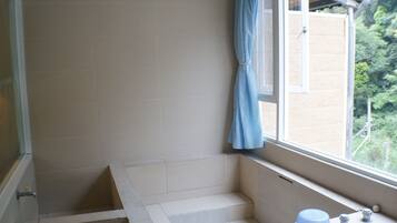 Signature Double Room | Bathroom