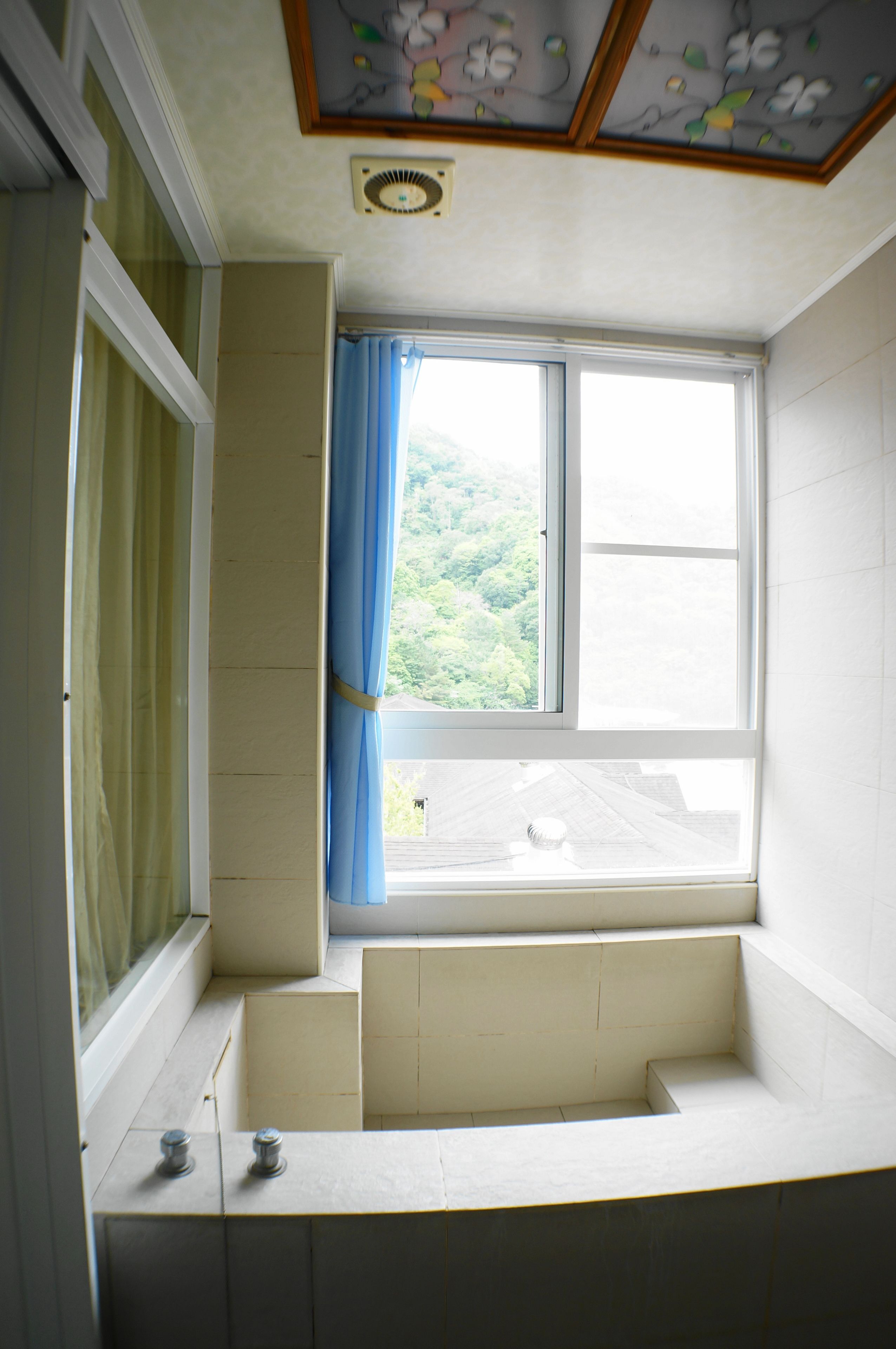 basic double room | bathroom | separate bathtub and shower, spring water bathtub, free toiletries