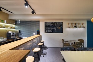 Cafe - Friends on Fontanka (St. Petersburg)