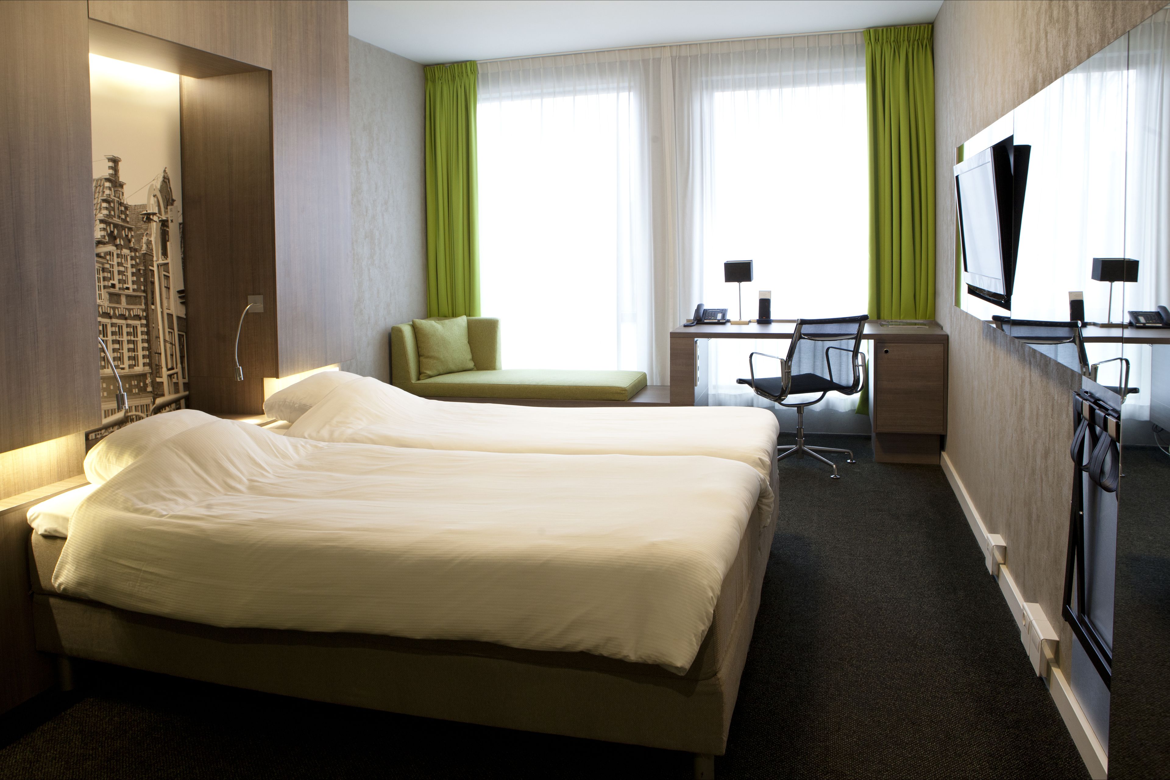 double room | in-room safe, individually decorated, individually furnished