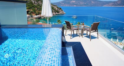 Greenbeach Hotel
