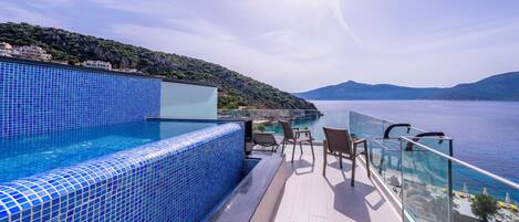 Romantic Double Room | Private pool