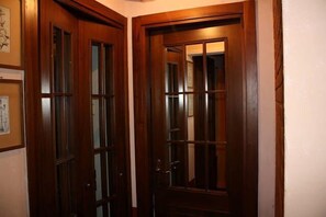 Apartment, 1 Bedroom | 1 bedroom, free WiFi - Mario Apartment 6518 (Venice)
