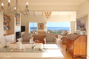 Interior - Shores Edge (Hermanus)