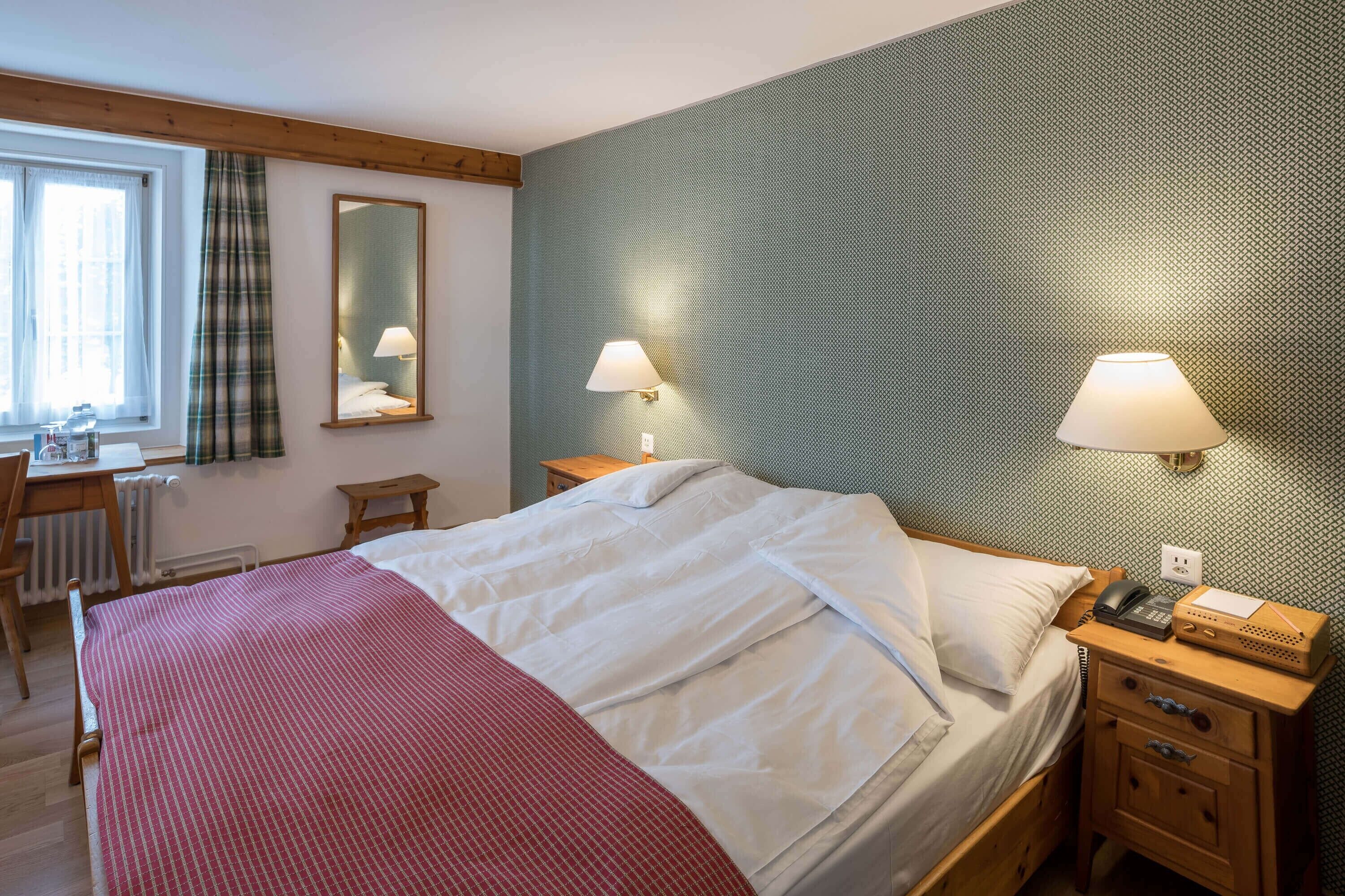 Double Room, Bathtub