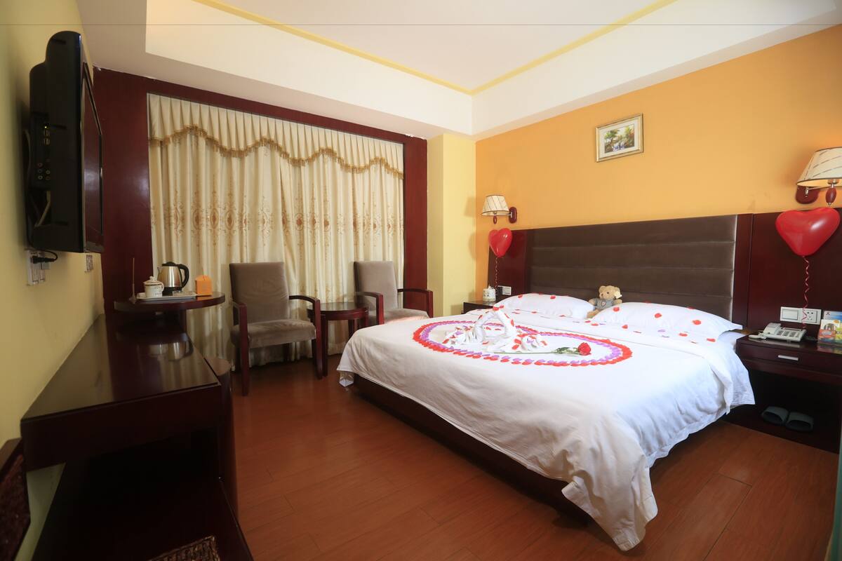 Royal Room