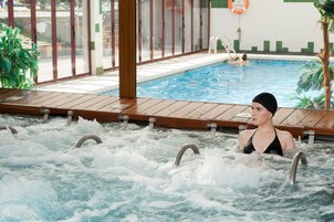 Una piscina techada