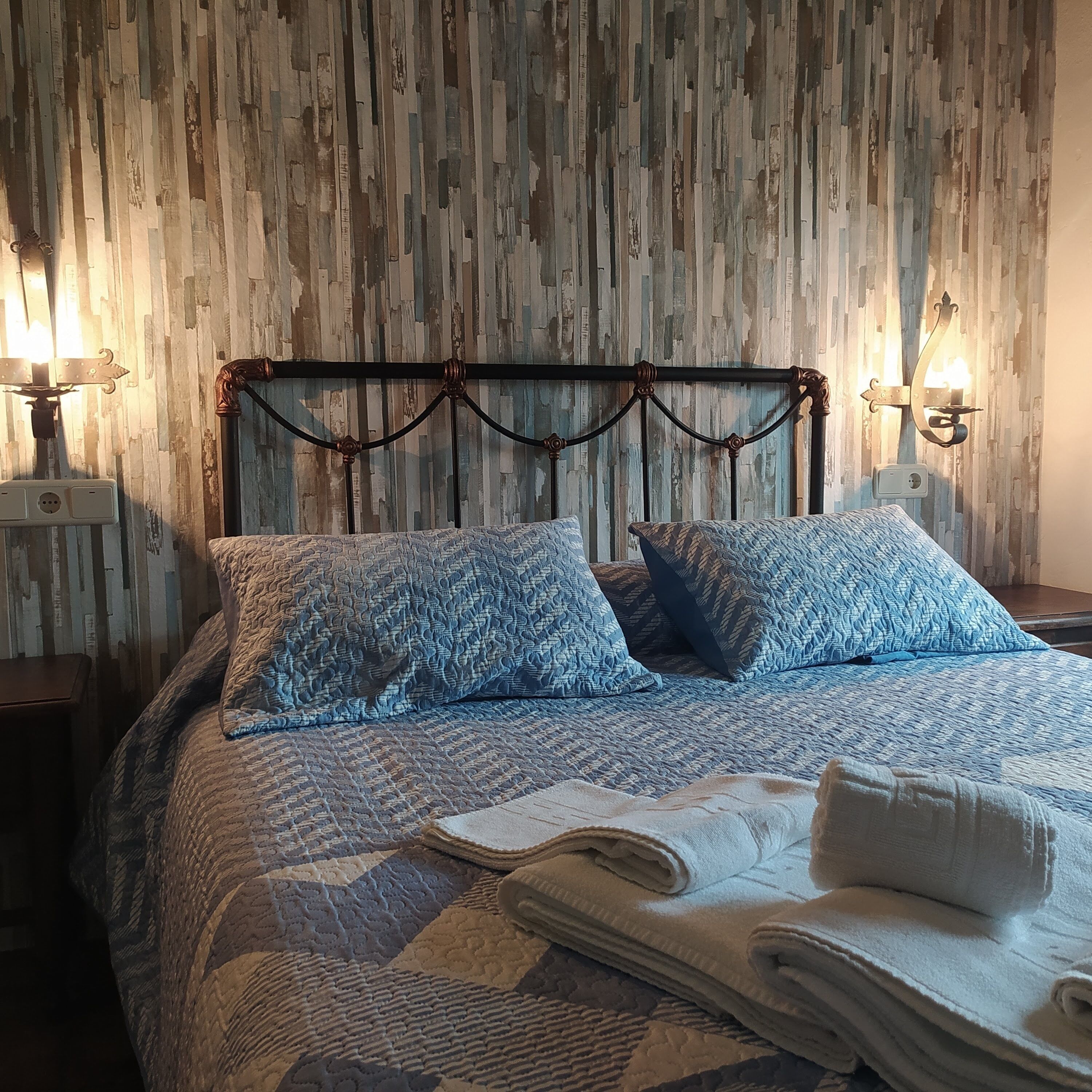 House, 3 Bedrooms, Private Pool (Molino) | Premium bedding, down duvets, individually decorated