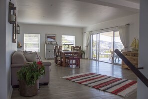 하우스, 침실 5개 | 거실 공간 | TV