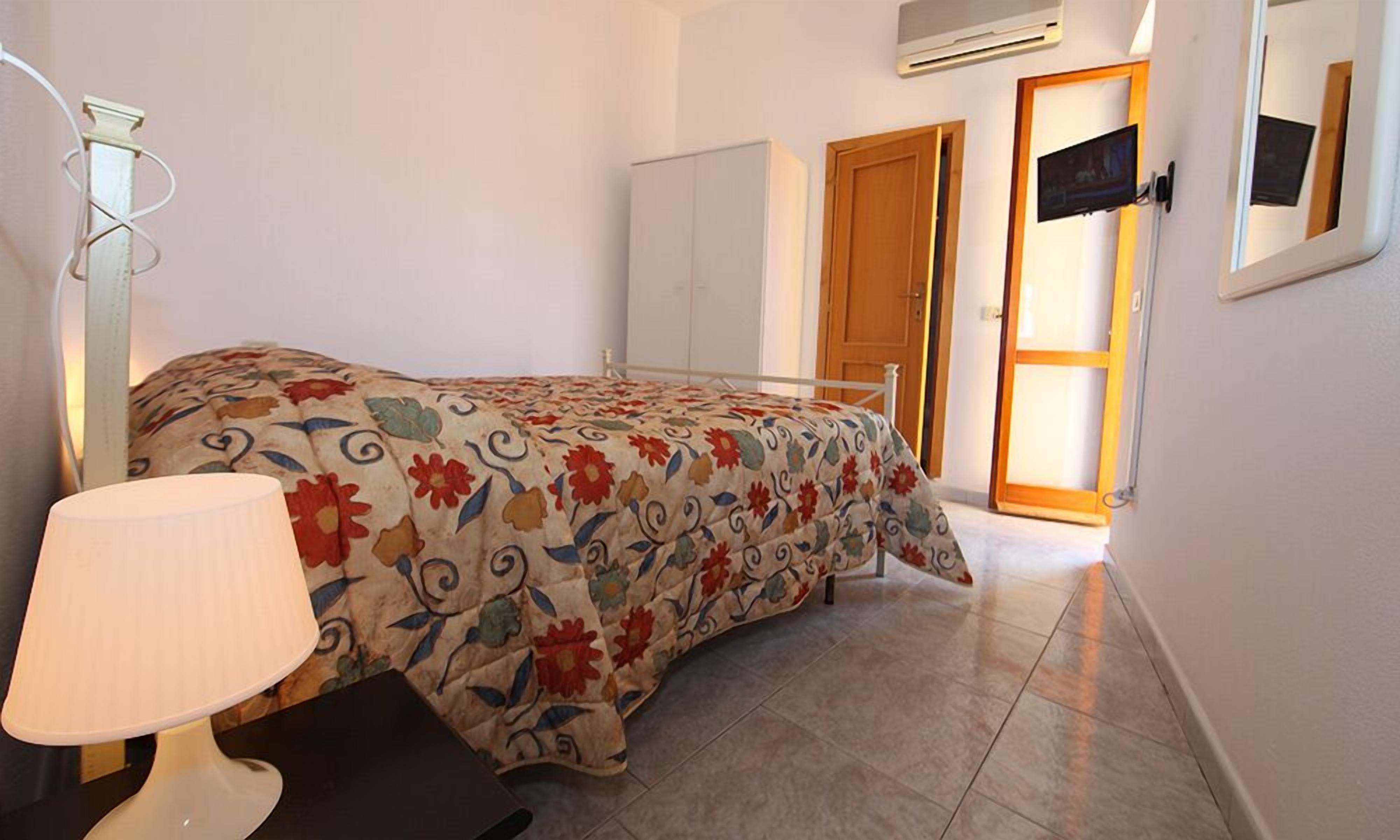 double room, balcony | desk, free cots/infant beds, free wifi
