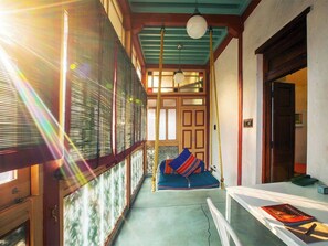 WHC Contemporary Heritage Junior Suite | Terrace/patio - Mangaldas Ni Haveli II by The House of MG (Ahmedabad)