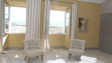 Comfort Double Room, Ensuite, Mountain View (Pérovskia) | WiFi