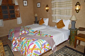 Zweibettzimmer | Verdunkelungsvorhänge, kostenloses WLAN