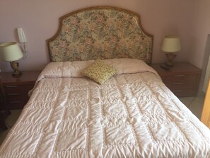 2 bedrooms, iron/ironing board, free WiFi - Casa Mediterraneo (Formia)