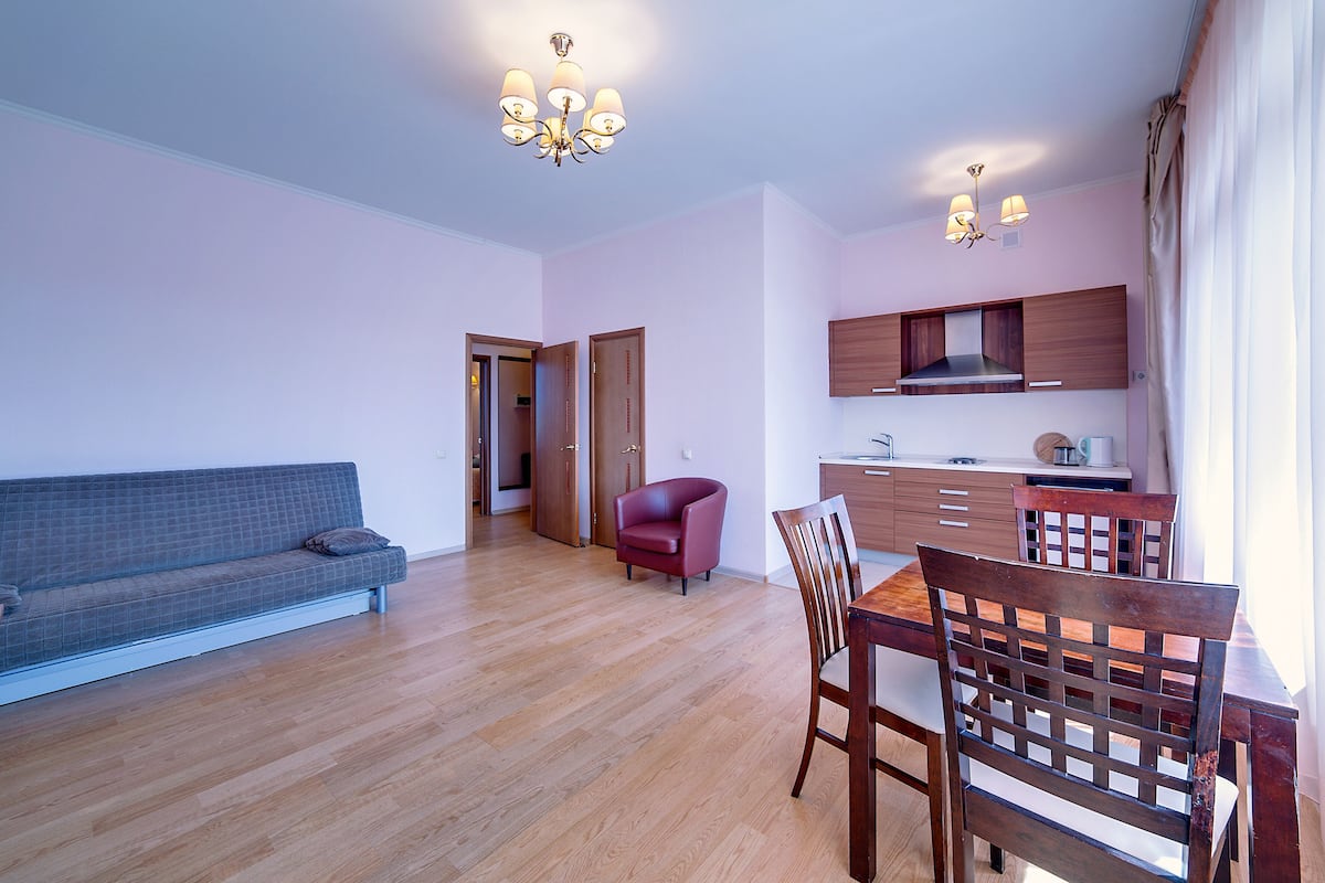 Superior-Apartment | Minibar, Bügeleisen/Bügelbrett, kostenlose Babybetten, Bettwäsche